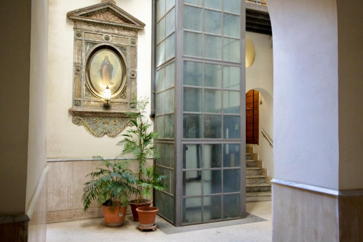 Hc - In The Heart Of Campo De' Fiori Apartment Rome Luaran gambar