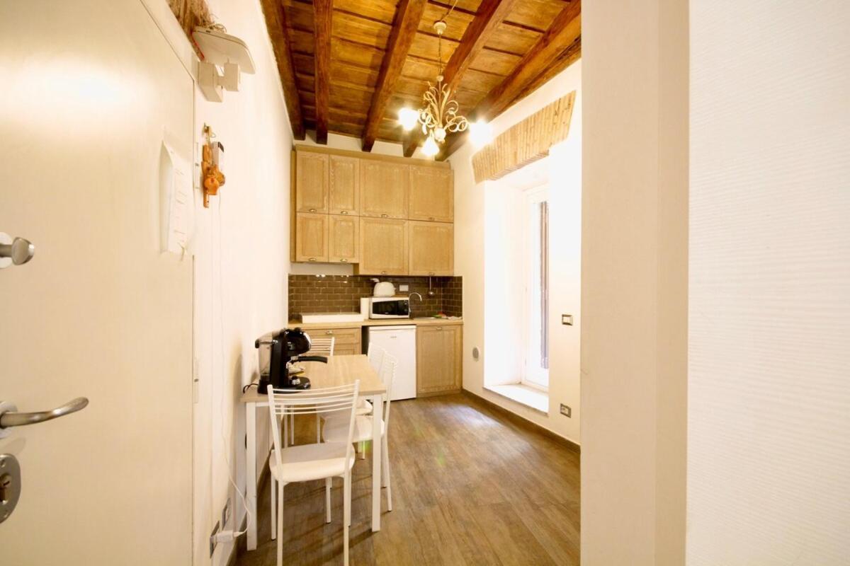 Hc - In The Heart Of Campo De' Fiori Apartment Rome Luaran gambar