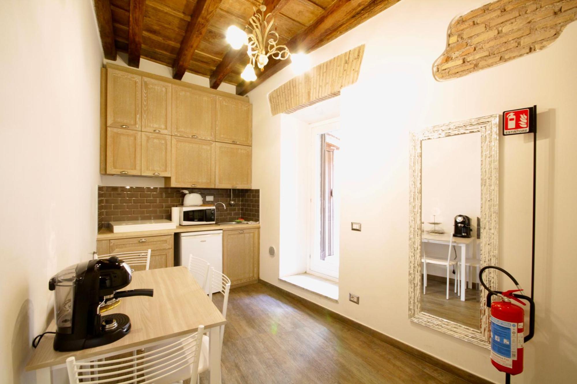 Hc - In The Heart Of Campo De' Fiori Apartment Rome Luaran gambar